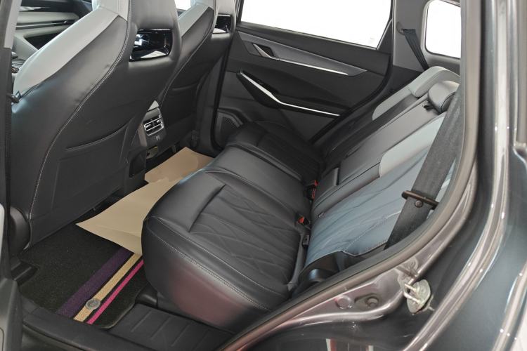 Used Changan CS75 PLUS 2024 3rd Generation Champion Edition 1.5T Intelligent Drive Dynamic Model
