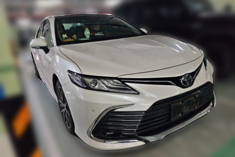 Used Toyota Camry 2023 2.5G Luxury Edition Front Right 45 Deg