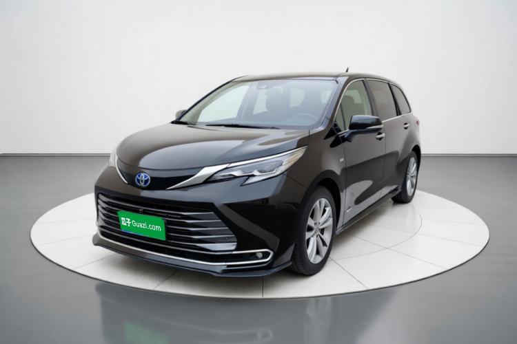 Used Toyota SIENNA 2023 2.5L Hybrid Deluxe Edition