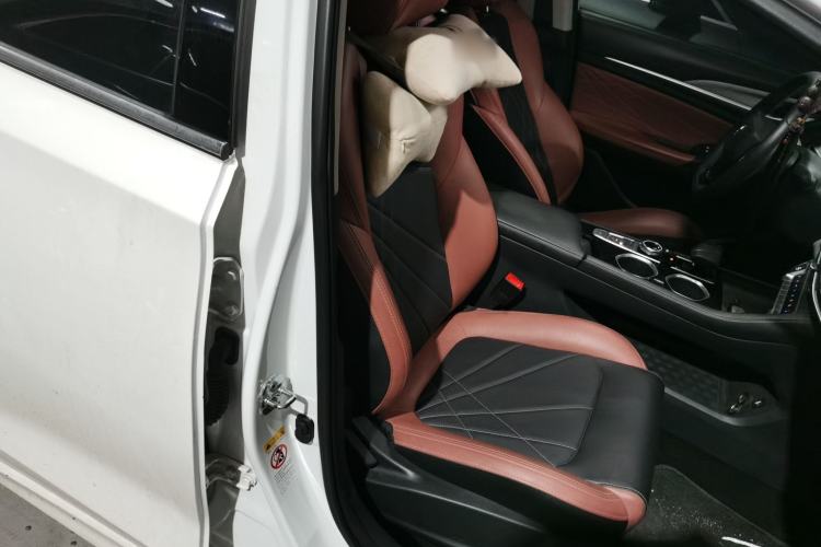 Used CHANGAN Eado 2022 PLUS Blue Whale NE 1.4T GDI DCT Prestige Edition Right Front Seat