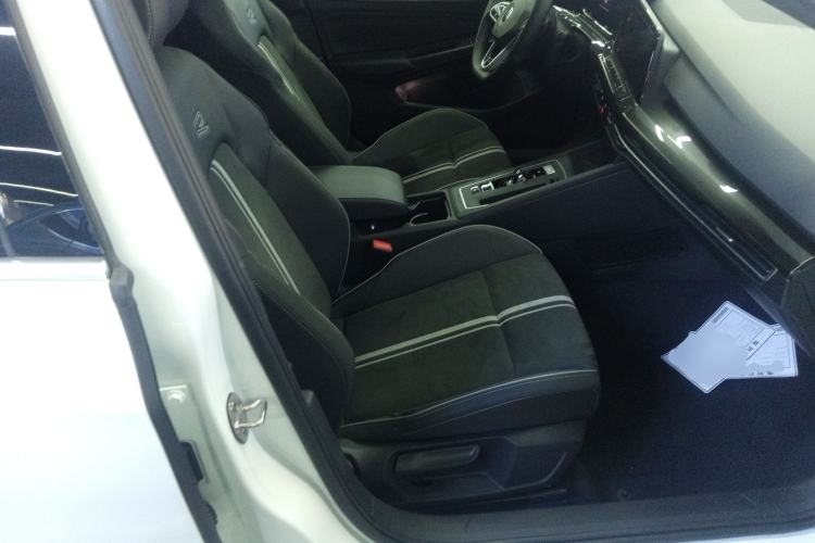 Used Volkswagen Golf 2021 280TSI DSG R-Line
