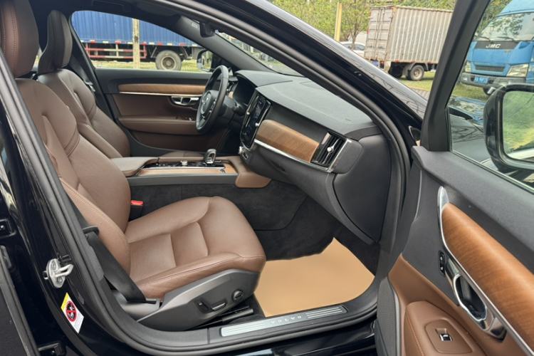 Used Volvo S90 2024 B5 Zhiyi Luxury Edition Right Front Seat