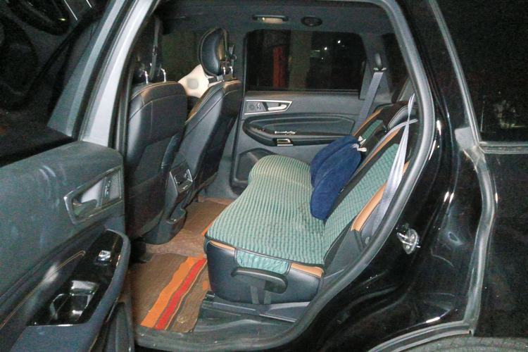 Used Ford Edge 2021 PLUS EcoBoost 245 Four-Wheel Drive Titanium Edition 7-Seater
