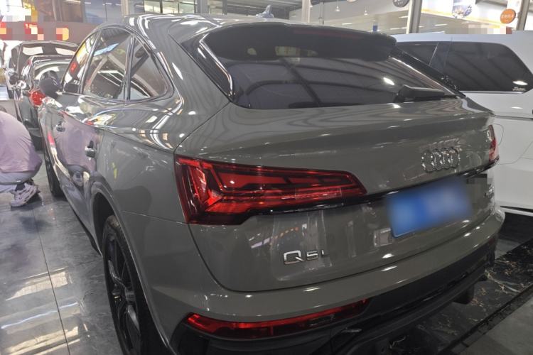 Used Audi Q5L Sportback 2022 40 TFSI Fashion Model