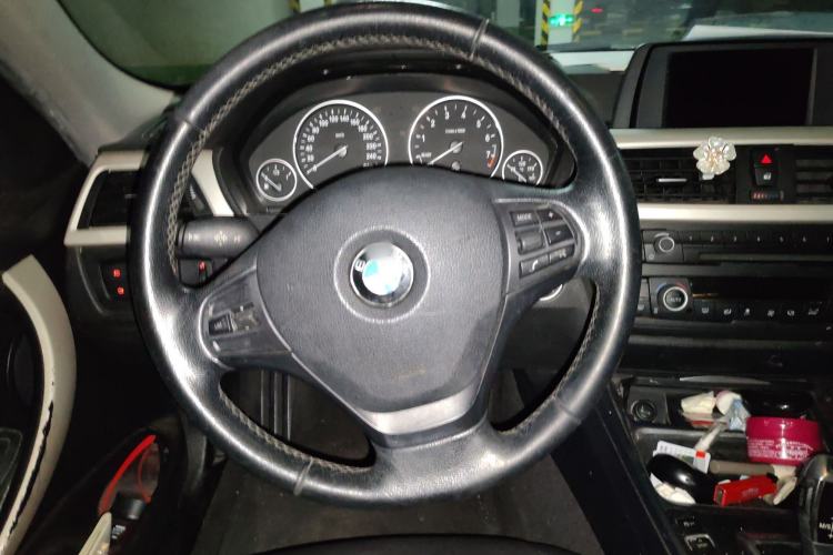 Used BMW 3 Series 2015 320Li Luxury Edition Fashion Model
