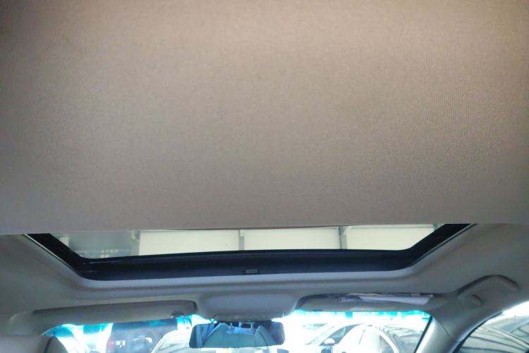 Used Buick GL8 2021 Land Cruiser Executive Class 652T Luxury Model