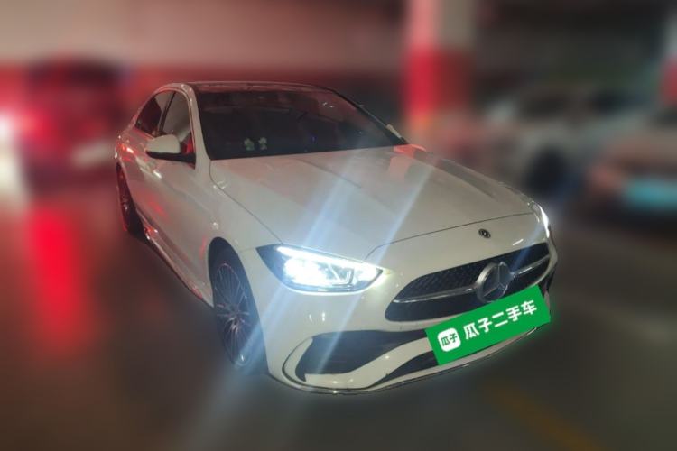 Used Mercedes-Benz C-Class 2023 C 260 L Front Right 45 Deg