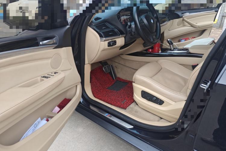 Used BMW X5 2013 xDrive40i
