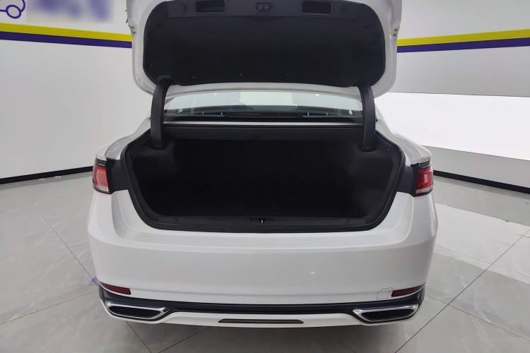 Used Geely Auto Emgrand GT New Energy 2022 1.5T PHEV Extended Range Luxury Version
