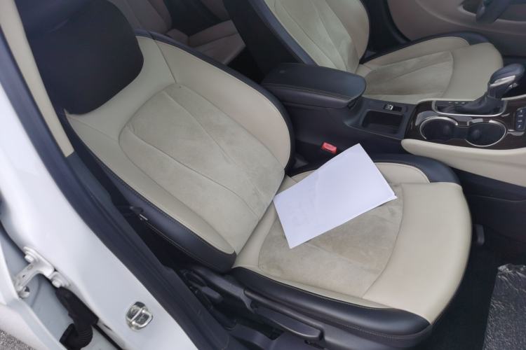 Used Buick Verano 2019 Sedan 15S Automatic Leading Model Right Front Seat