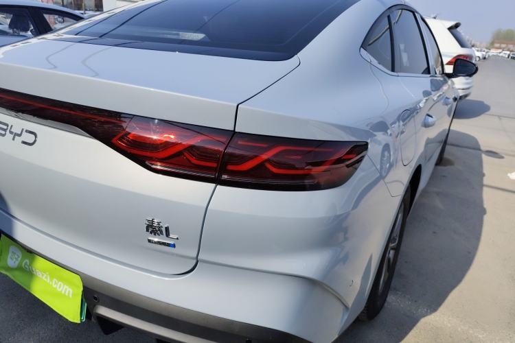 Used BYD Qin L 2025 DM-i Smart Drive 80KM Leading Model