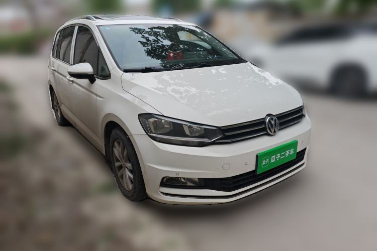 Used Volkswagen Touran 2016 Volkswagen Touran L 280TSI DSG Comfort Edition
