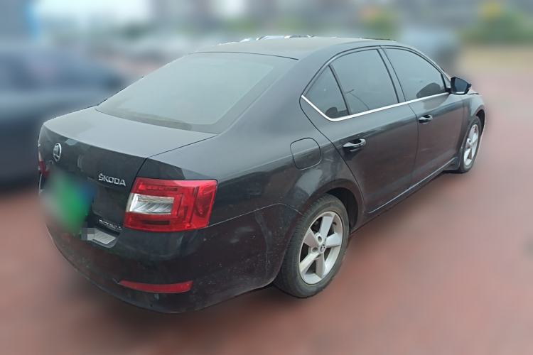 Used Skoda Octavia 2015 1.6L Manual Yijie Edition