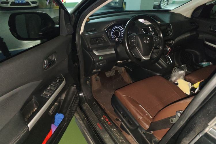 Used Honda CR-V 2015 2.4L two-wheel drive luxury version
