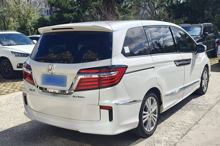 Used Honda Elysion 2016 2.4L Luxury Edition