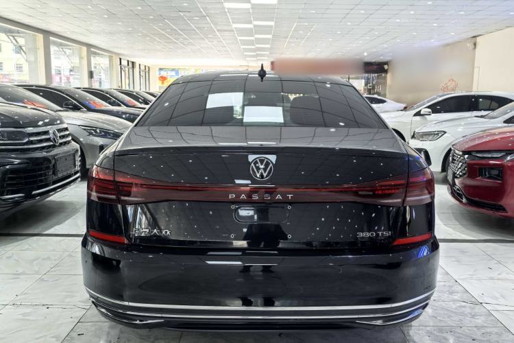 Used Volkswagen Passat 2024 380TSI Starry Sky Flagship Edition Exterior 4