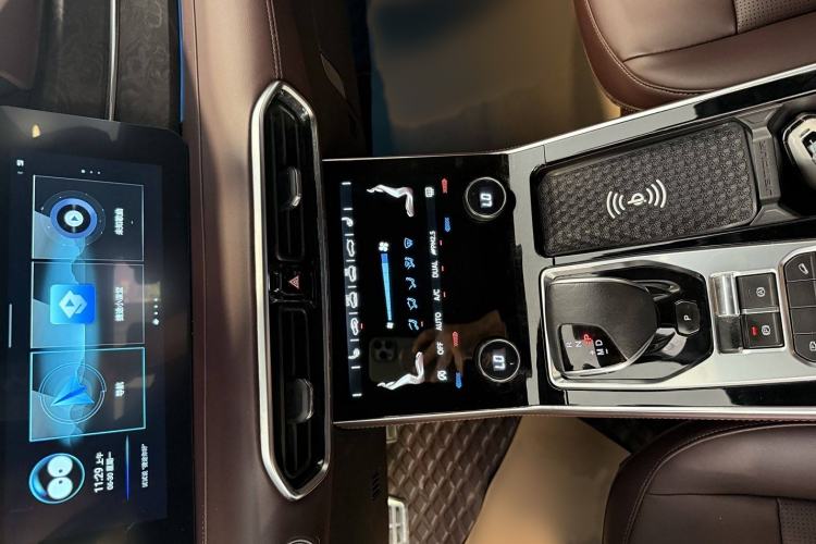 Used JETOUR X90 2022 Zilong 2.0T DCT Changsheng Edition 7-Seater