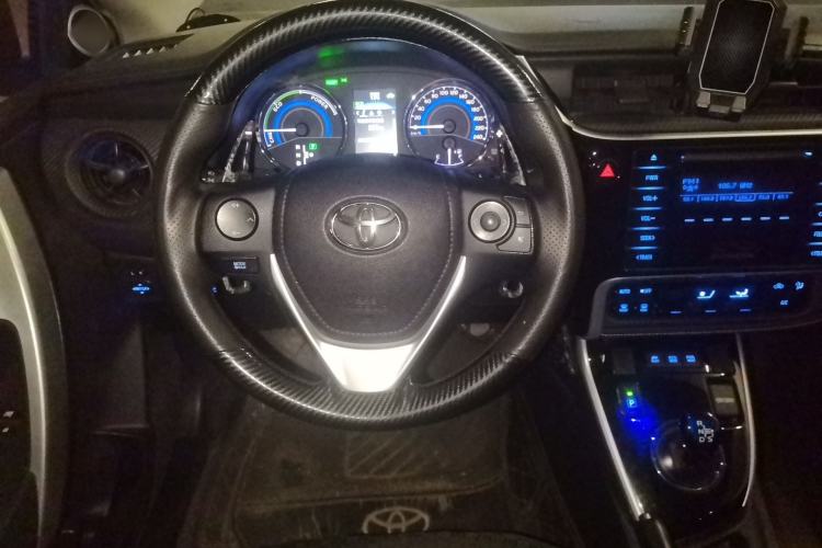 Used Toyota Levin 2017 Revised Dual-Engine 1.8H GS E-CVT Elite Sunroof Version China V Standard