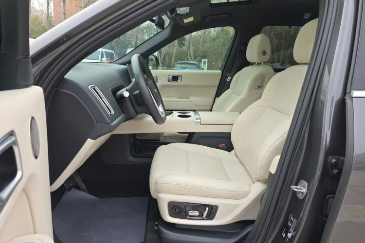 Used Li Auto L9 2022 Max model