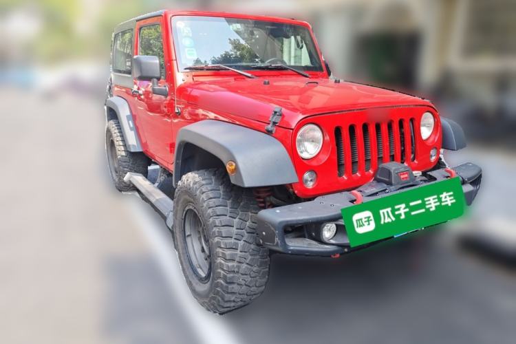 Used Jeep Wrangler 2015 3.6L Rubicon Two-Door Comfort Edition Front Right 45 Deg