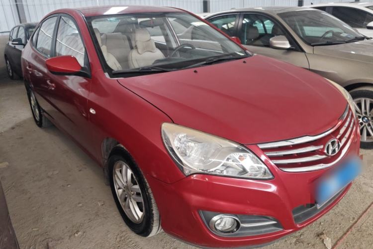 Used Hyundai Celesta 2011 1.6L Automatic Comfort Edition Front Right 45 Deg