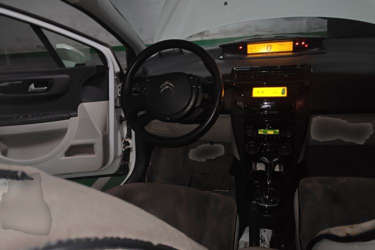 Used Citroen C-Quatre 2013 Sedan 1.6L Automatic Prestige Model Steering Wheel