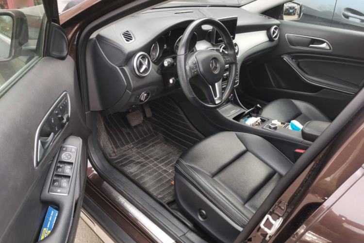 Used Mercedes-Benz GLA 2015 GLA 220 4MATIC Fashion Model