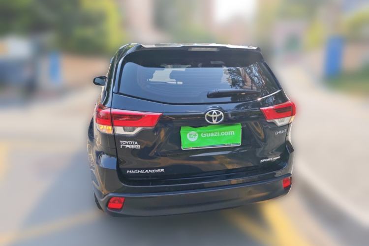 Used Toyota Highlander 2018 2.0T Four-Wheel Drive Luxury Edition 7 Seats China V Emission Standard