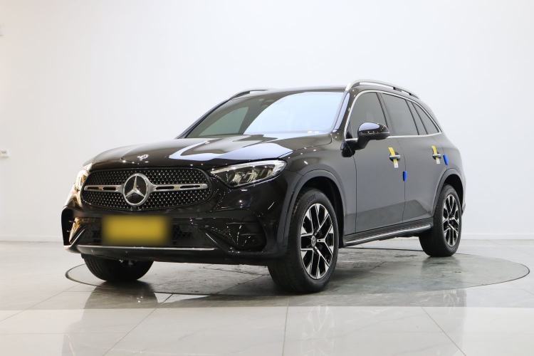 Used Mercedes-Benz GLC 2023 Facelift GLC 260 L 4MATIC Luxury Version 5 Seats