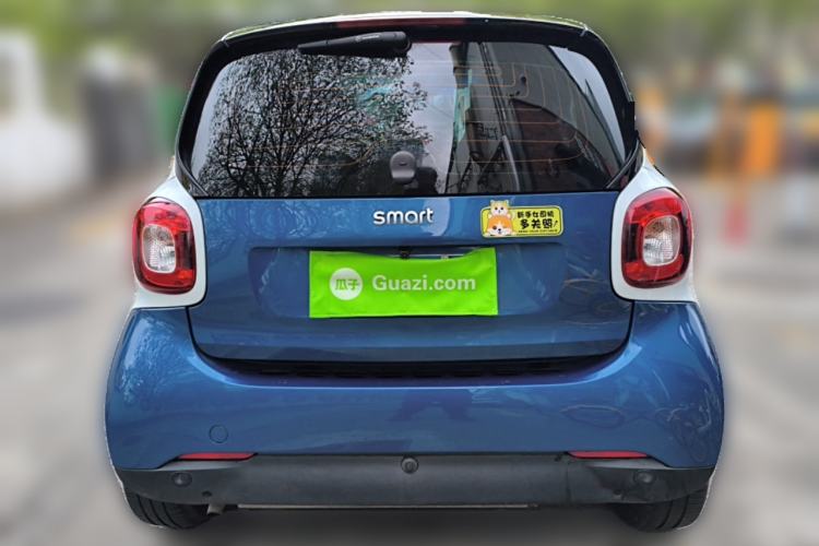 Used smart fortwo 2019 0.9T 66kW Hardtop Wind Power Edition China VI Rear