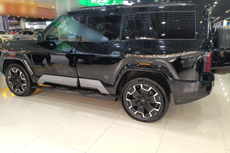 Used Formula Leopard Leopard 8 2025 Smart & Brave Flagship Edition 7 Seats