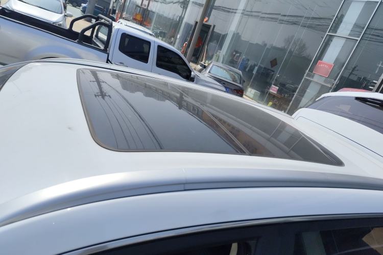 Used Geely Auto Emgrand X7 Sport 2020 1.8TD DCT Two-Wheel Drive Smart Connect 4G-Enabled Version