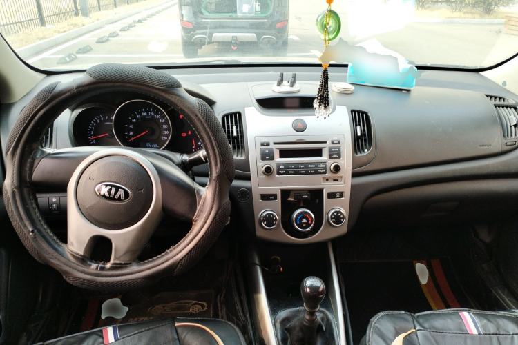 Used Kia Forte 2014 1.6L MT GL
