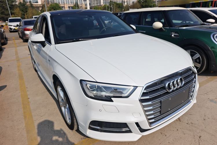 Used Audi A3 2020 Limousine 35 TFSI Fashion Edition China VI Emission Standard
