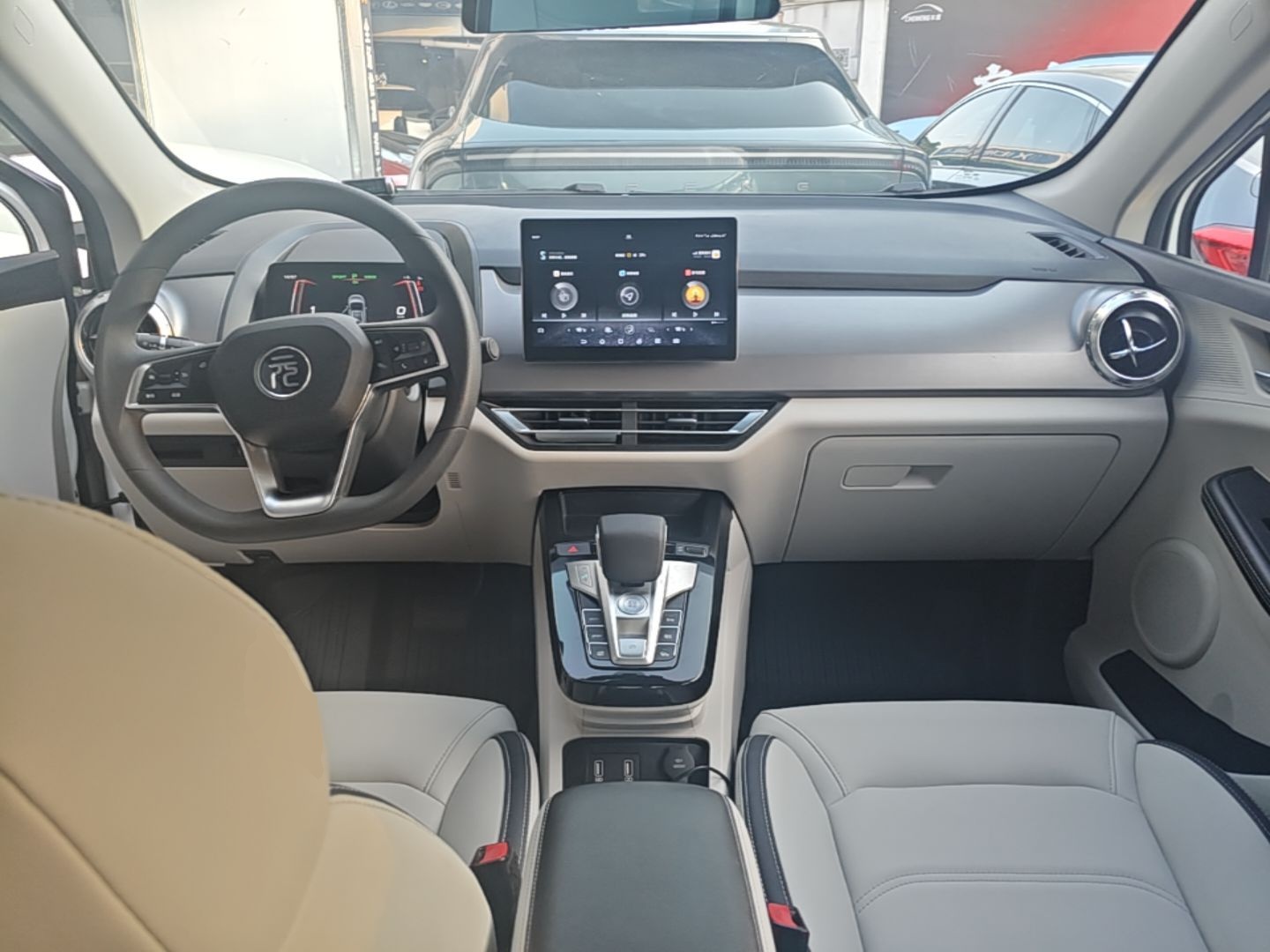 BYD Yuan Pro 2021 401 km Luxury Version — снимка 18