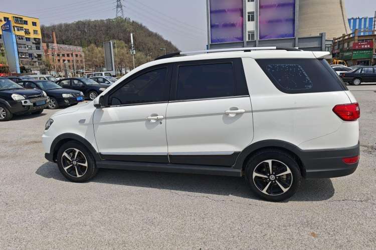 Used Dongfeng Fengon 370 2020 S370 1.5L Manual Luxury 7-Seater