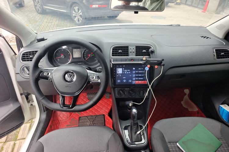 Used Volkswagen Polo 2016 1.6L Automatic Comfort Model