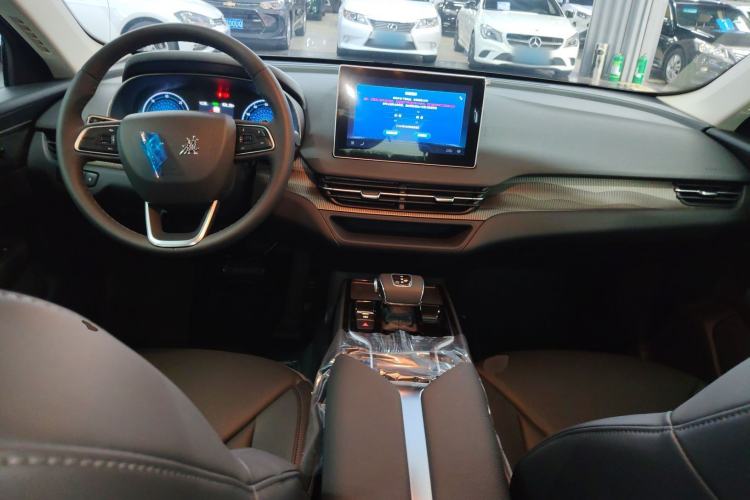 Used Hongqi E-QM5 2023 Revised Version Basic Travel Edition Center Console