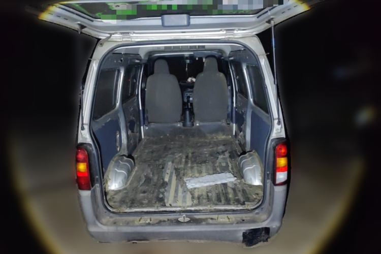 Used Wuling Zhiguang 2015 1.2L Practical LS-I Model Trunk