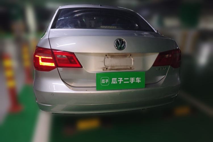 Used Volkswagen Jetta 2015 1.6L Manual Comfort Model
