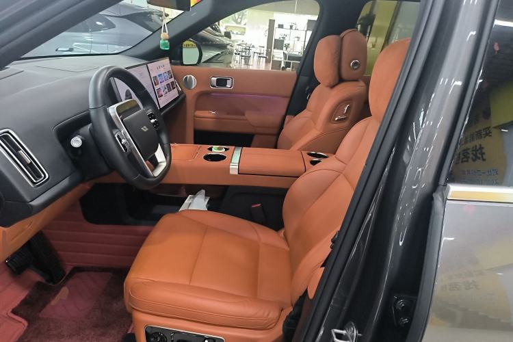 Used Li Auto L8 2023 Pro Model
