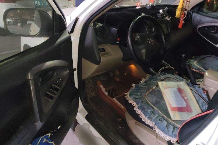 Used Toyota RAV4 2013 Special Edition 2.0L Manual Classic
