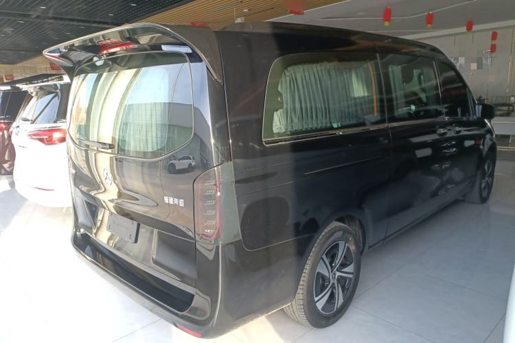 Used Mercedes-Benz Vito 2024 2.0T Elite Version 7 Seats