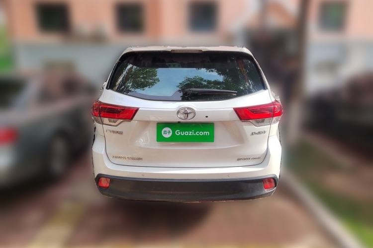 Used Toyota Highlander 2018 2.0T Four-Wheel Drive Prestige Version 7 Seats China VI Standard
