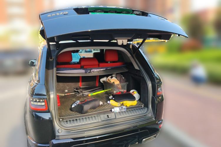 Used Land Rover Range Sport 2022 3.0 L6 YAO Black Edition
