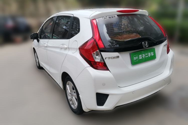 Used Honda Fit 2014 1.5L SE CVT Fashion Model Rear Left 45 Deg