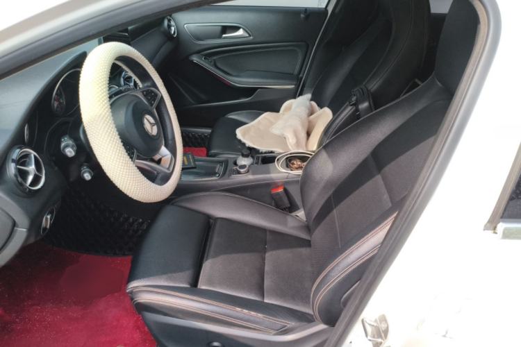 Used Mercedes-Benz GLA 2019 GLA 200 Dynamic Edition Left Front Seat