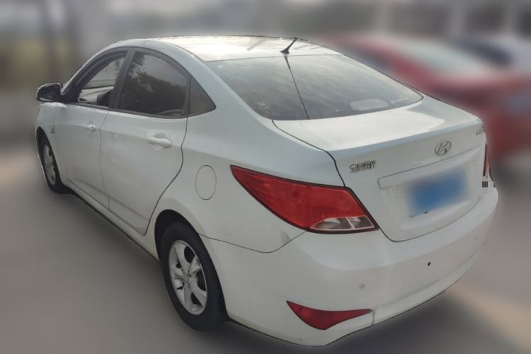 Used Hyundai Verna (older generation) 2014 1.4L Manual Smart GLS Trim
