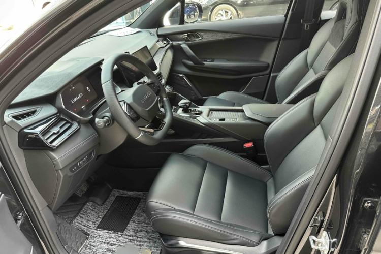 Used Lynk & Co 06 2020 1.5T JinPro model