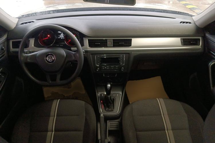 Used Volkswagen C-TREK 2018 1.5L Automatic Fashion Model